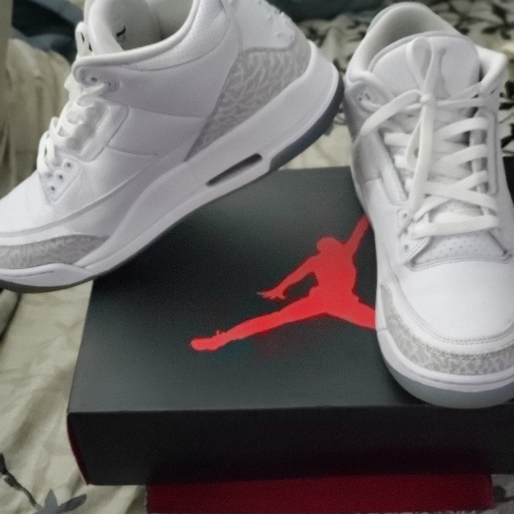 Air Jordan 3 Retro